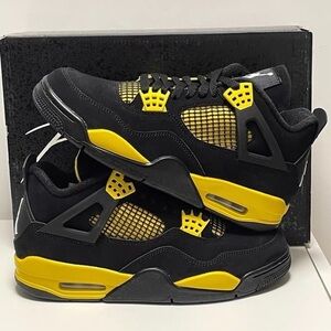 Air Jordan Retro 4 Thunders Black/Yellow